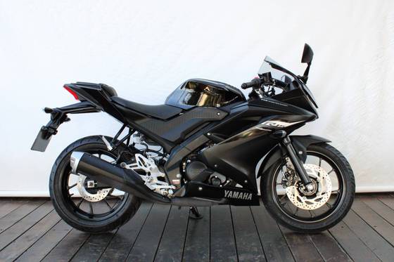 YAMAHA YZF R15 YAMAHA YZF R15